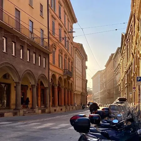 Mono Pratello Appartement *