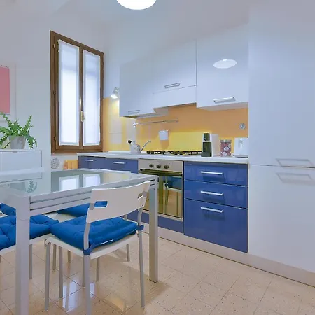 Mono Pratello Appartement *