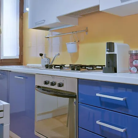 Mono Pratello Appartement